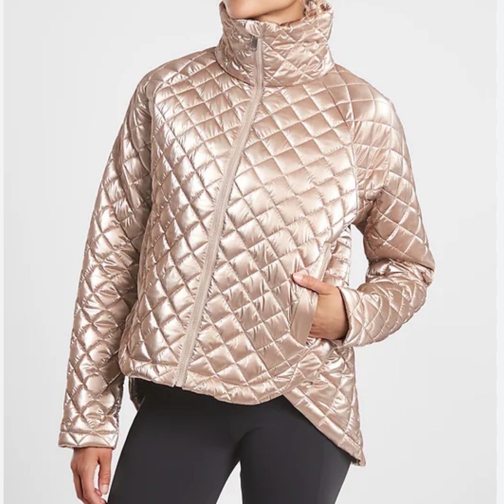Athleta Whisper Featherless Metallic Jacket in Champagne Size XS